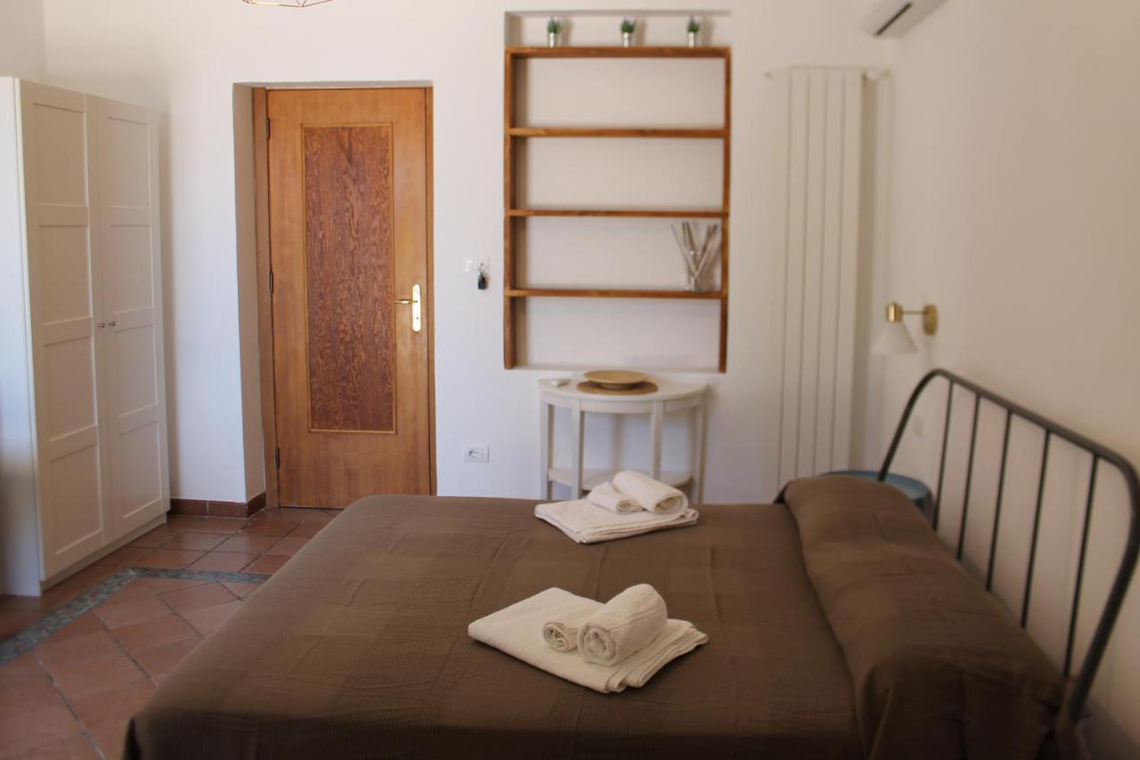 B&B Nettuno サン・レオーネ エクステリア 写真