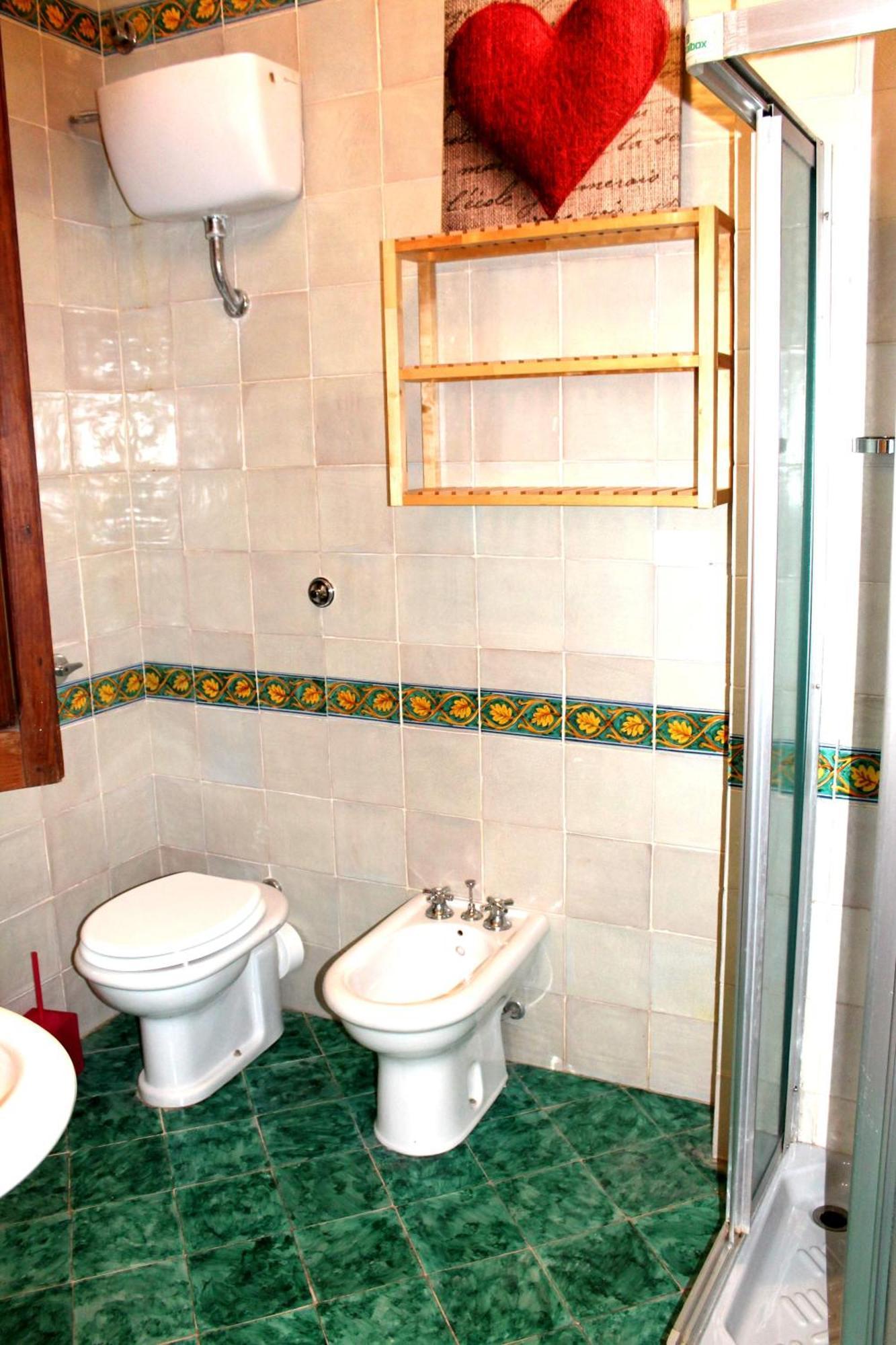 B&B Nettuno サン・レオーネ 部屋 写真
